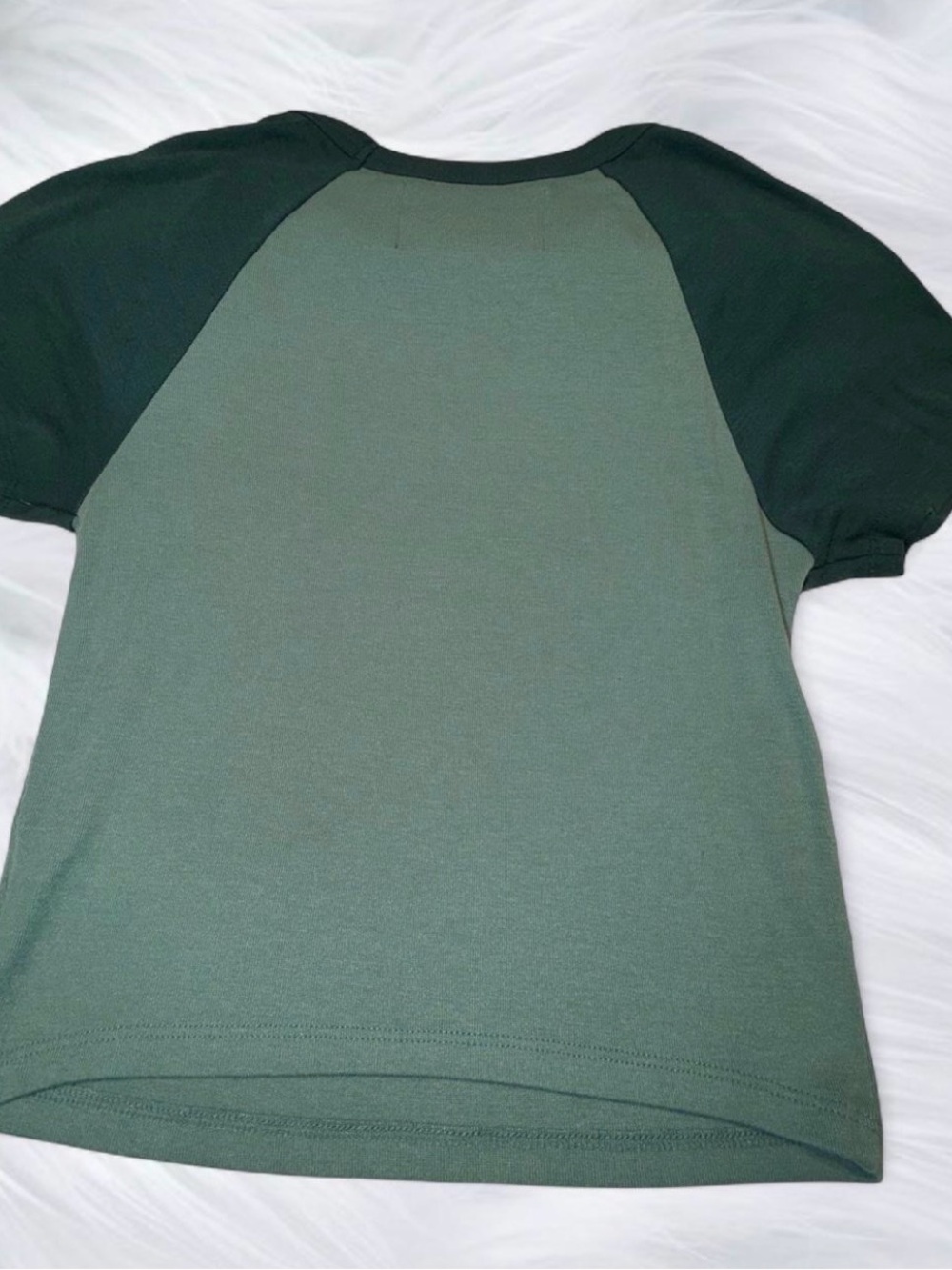 Land Rover x PacSun Raglan Baby Tee – Size Small - Picture 3 of 7
